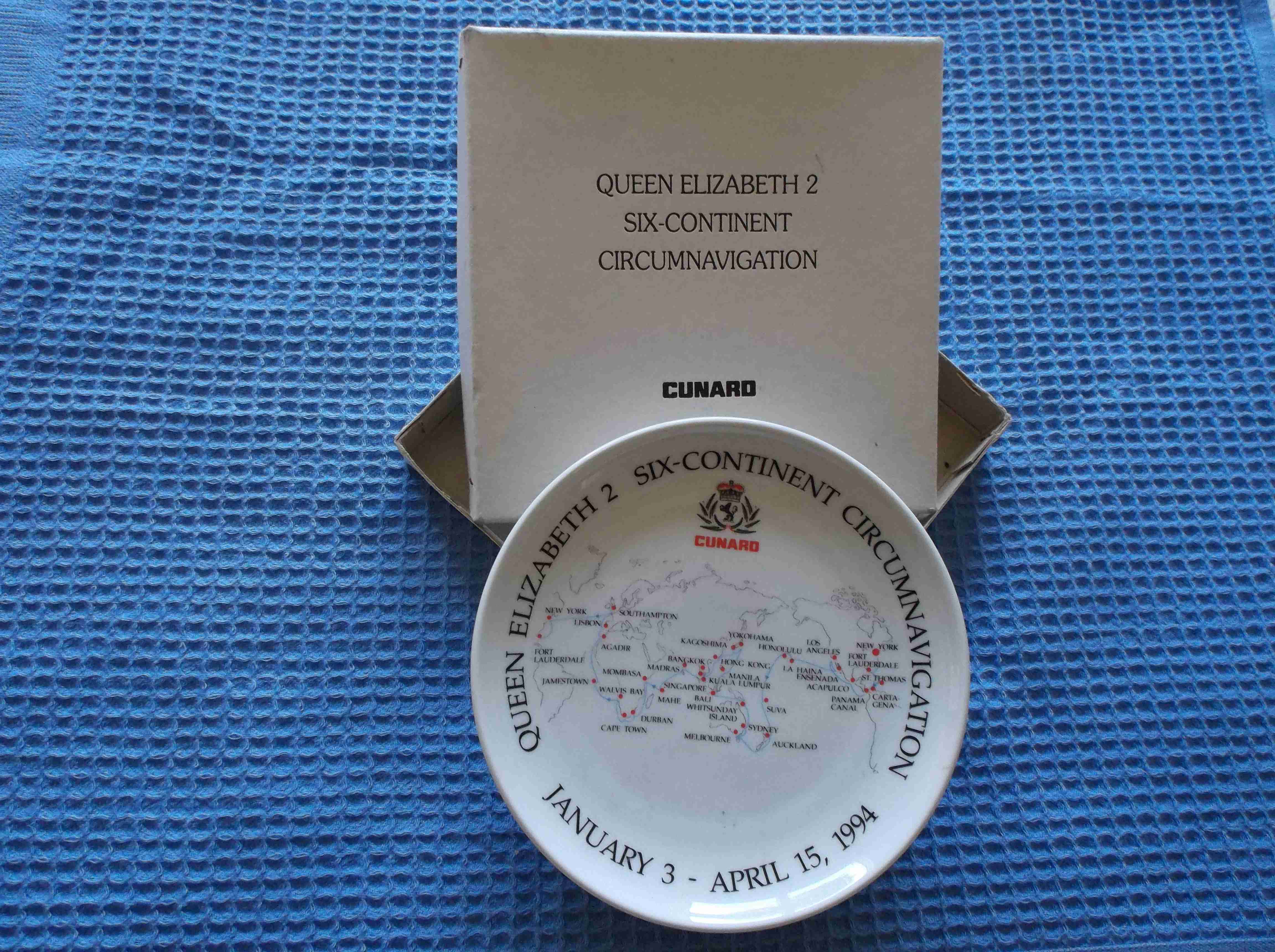 SOUVENIR PLATE FROM A CUNARD LINE WORLD CRUISE ABOARD THE QE2 JANUARY 3 - APRIL 15